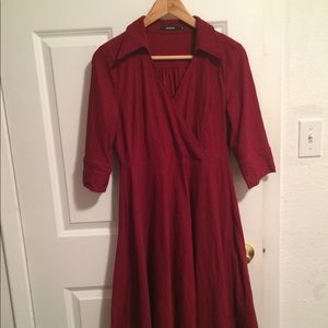 Musol size M burgundy red dress